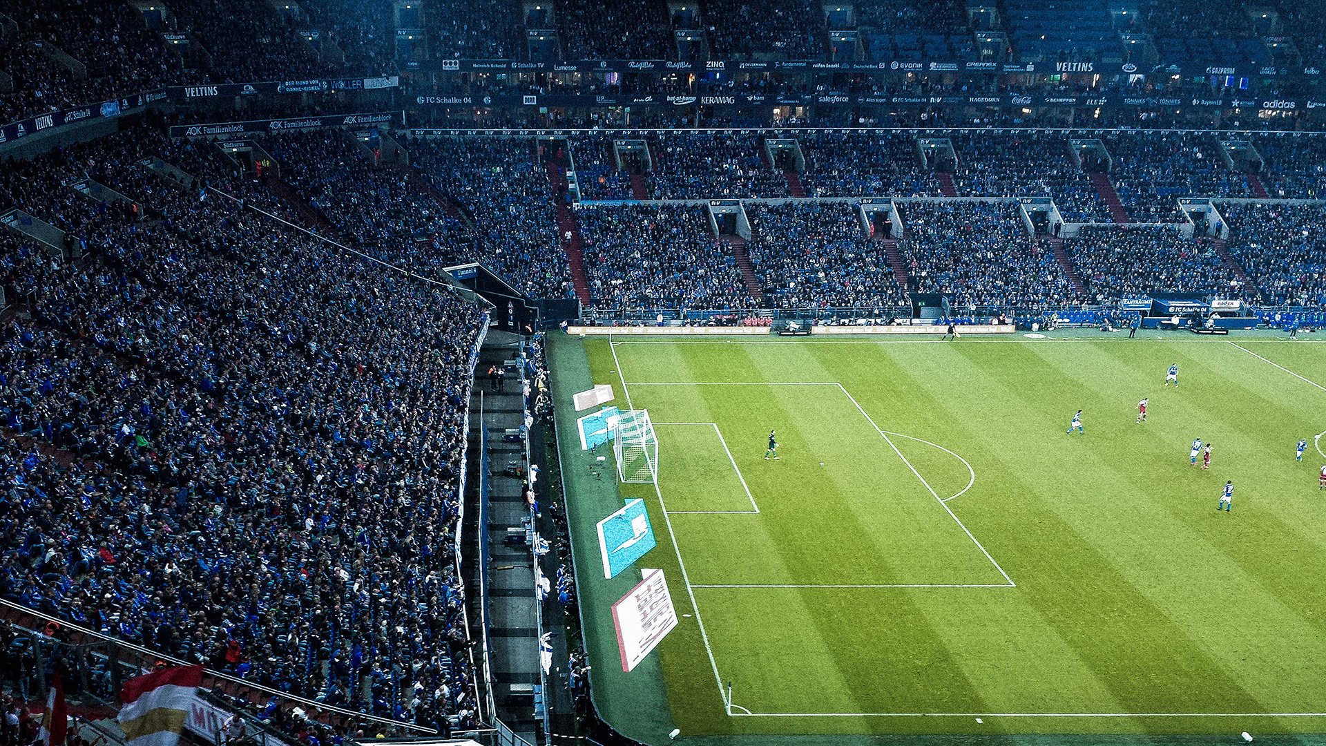 世界程序员键盘放下日 跑道上取代屏幕成为关系焦点